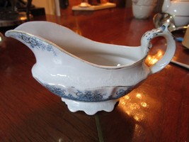 Antique Dudson Wilcox Till, Hanley, England gravy boat REGAL Pattern orig [86c] - £50.55 GBP