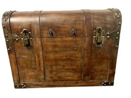 Vintage Wood Dome Top Chest Antique Brass Hardware 19x14x12 Inches SEE P... - £79.93 GBP