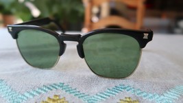 Vintage Foster Grant Black Sunglasses ICONIC Fashion Designer - £38.38 GBP