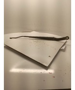 CTS       2006 Wiper Arm               1113890 - $93.64 CAD