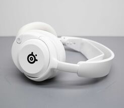 SteelSeries Arctis Nova 5P Wireless Gaming Headset for PS5, PS4 - White image 2