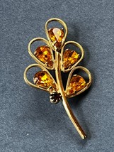 Vintage Small Goldtone Open Leaf w Yellow Teardrop Rhinestones Inside Brooch Pin - £7.45 GBP