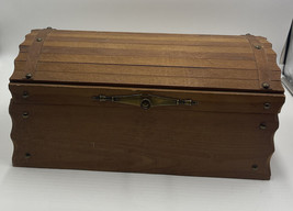 Vintage Wooden Box with Lid 18 In X 12 In X 7 In - £138.46 GBP