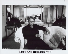Love and Bullets 1979 original 8x10 inch photo Rod Steiger seated on sofa - $281.71 MXN