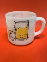 Ziggy Cartoon Sunrise Milk Glass Coffee Mug 1972 Federal Glass Tom Wilson - $14.99