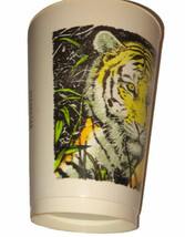 American Assoc. Zoological Parks &amp; Aquariums “Bengal Tiger” Plastic Vint... - $16.53 CAD