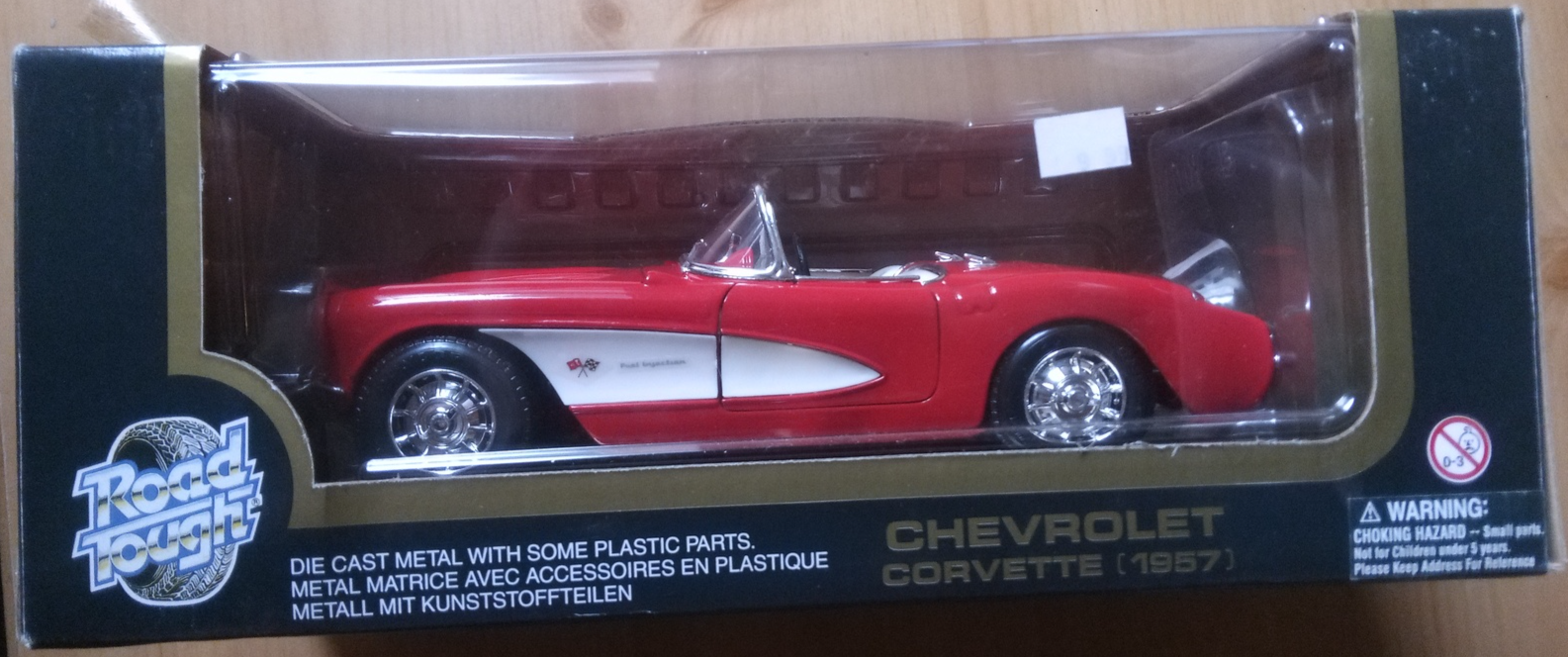 Road Tough 1957 Chevrolet Corvette 1:18 - £27.52 GBP