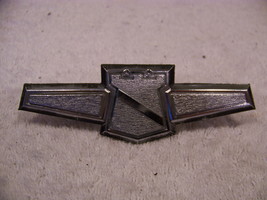 1969 Chrysler Newport Grill Emblem 70 71 Nice Oem #3443784 - £33.78 GBP