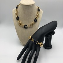 ANN TAYLOR NWT Gold Tone Chunky Navy Blue Enamel Necklace and Bracelet Set - £54.35 GBP