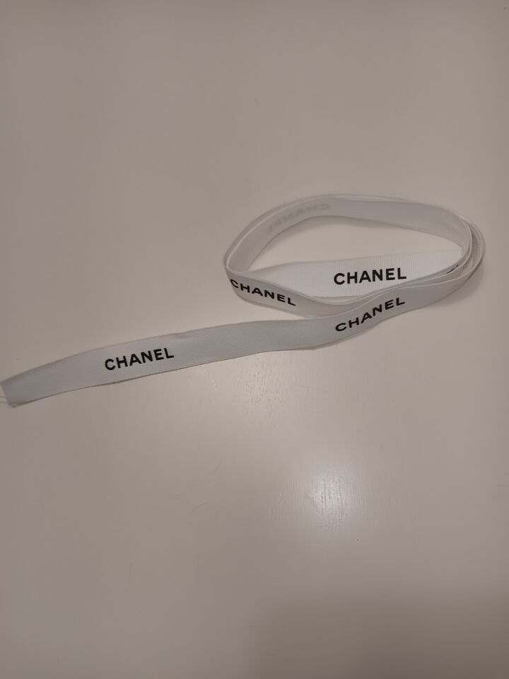 CHANEL WHITE RIBBON 5/8&quot; GIFT WRAP PACKAGES, HAIR BOWS, SEWING 30 INCHES... - $6.92