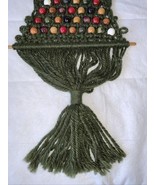 Green Macrame Vtg Christmas Tree Wall Hanging Colorful Wooden Beads MCM ... - $468.29 MXN