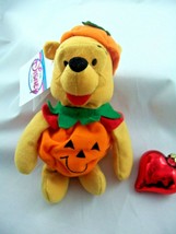 Disney Store Winnie the Pooh Pumpkin Halloween 8&quot; Mini Plush Bean Bag-NEW - $187.52 MXN