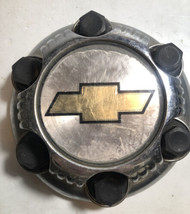 Used Chevy Center Cap Hubcap Astro Silverado Tahoe OEM 15087578 - $11.26