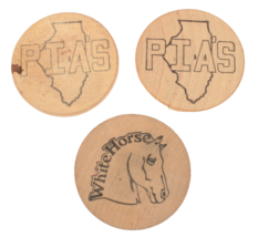 3 Vintage Wooden Tokens Champaign IL 2 Pia&#39;s and one White Horse - $73.16 MXN