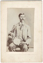 Cabinet Photo of Man with Musical Instrument, Elkton, Kentucky (3.5 x 5.25 in) - £6.89 GBP