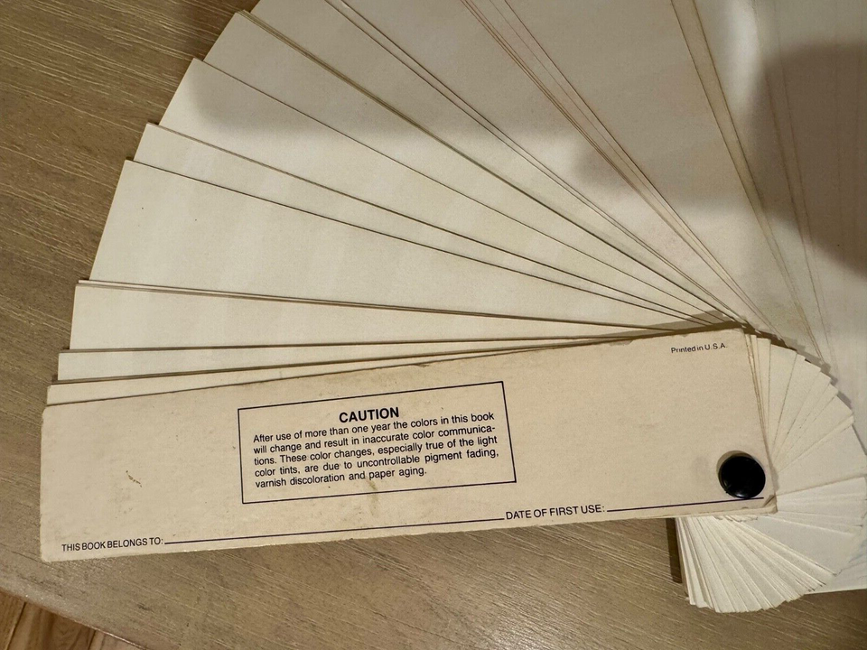 Vintage Pantone by Letraset Color Matching System 16th Edition - 1977 Item image 4