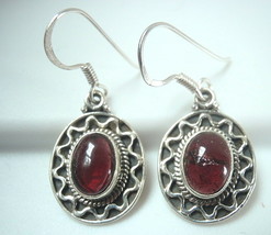 Garnet Oval Sterling Silver Dangle Earrings with Intricate Accents a207a - £20.06 GBP
