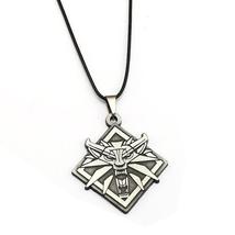 The Witcher 3 Wild Hunt Wolf Head Game Theme Pendant / Necklace - Unisex - $12.99