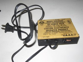 HO - AHM HO TRANSFORMER- 16.5V DC VARIABLE OUT / 16.5V FIXED AC OUT- S31UU - $10.95