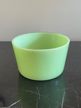 Vintage Glow McKee Jadeite Glass 5 3/4&quot; Refrigerator Bowl without Lid - £67.26 GBP