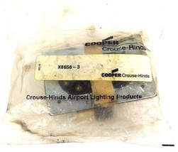 NEW COOPER CROUSE HINDS X8658-3 FEMALE RECEPTACLE X86583 - $175.00