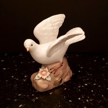 Casades Porcelain White Dove Bird Figurine Spain Porcelanas Pink Flower Vintage - £29.58 GBP