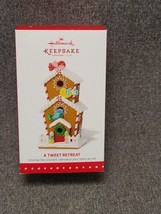 Hallmark Keepsake Christmas Ornament 2015 A TWEET RETREAT Member Exclusive - £5.93 GBP