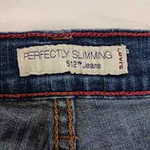 Levi's 512 Perfectly Slimming Women's Blue Denim Cropped Jeans Size 8 (28×21) image 3