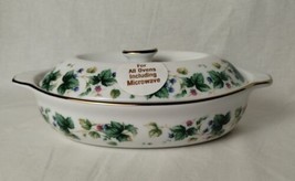 Andrea by Sadek Casserole Dish with Lid - Green Ivy Berries Gold Trim - Vineyard - £23.67 GBP