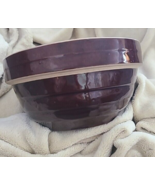 Brown pottery mixing bowl beehive pattern, Made in USA 9 inch Vintage - $27.73 CAD
