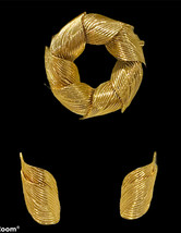 vintage mid 1950 signed BED clip on earrings &amp; brooch gold tone - £39.50 GBP