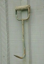 Primitive Hay Hook Wooden Handle Rustic Country Farm Tool Old Vintage Decor b - £21.13 GBP