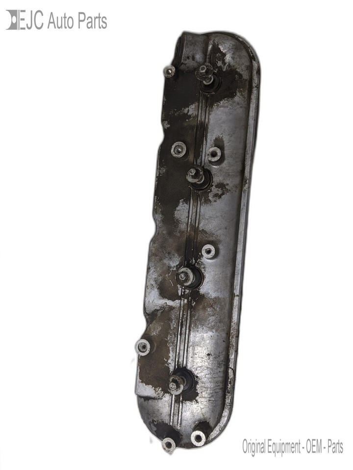 Left Valve Cover From 2003 Chevrolet Tahoe  5.3 12561823 - $49.45