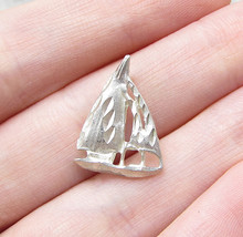 925 Sterling Silver - Vintage Etching Detail Sailing Ship Pendant - PT1340 - $399.57 MXN