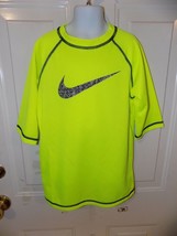 Nike Snug Fit Neon Yellow Short Sleeve Size M Boy&#39;s NWOT - £11.83 GBP
