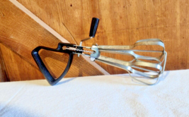 Vintage EKCO Egg Beater vintage Mixer Hand Held Stainless Steel USA Black - $16.00