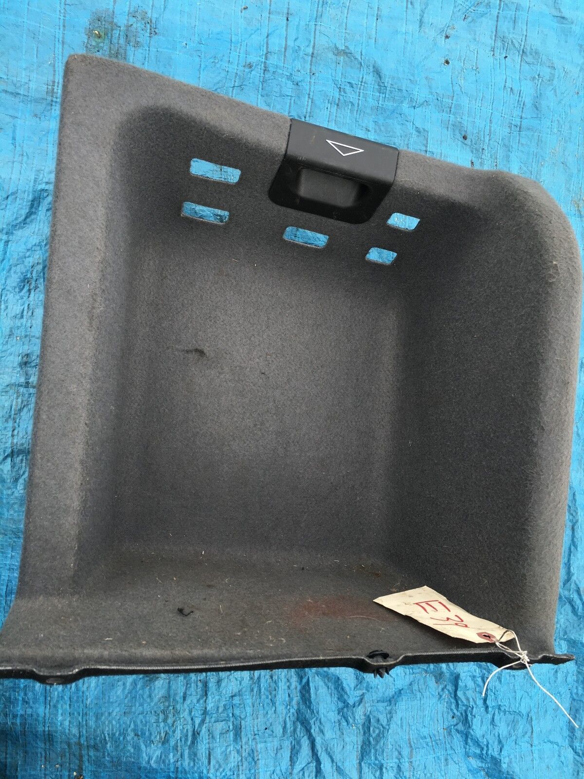 BMW OEM E39 525 528 530 540 M5 97-03 REAR TRUNK BATTERY TRIM TRAY COVER ... - $29.01