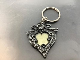Vintage Picture Frame Keyring Heart Shaped Keychain Cardre A Photo Porte-Clés - £6.45 GBP