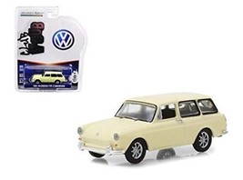 NEW - 1966 Volkswagen 1:64 GREENLIGHT Club V-Dub Series 7 T 3 Squareback... - $8.40
