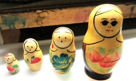 Nesting Dolls Set of 4 Vintage  - $10.00