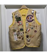 VTG Lions International Club Vest 52 Pins Ribbons Patches Display Lot Wo... - €126,58 EUR