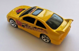 Hot Wheels 2001 Honda Civic SI Sporty Die Cast Car, Yellow, with Honda G... - $11.87