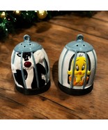 Vtg Warner Bros Looney Tunes 1995 Tweety Bird Sylvester Salt Pepper Shak... - $38.64 CAD