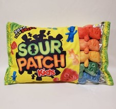 RARE Sour Patch Kids Candy Package Pillow &amp; 5 Plush Stuffed Kids IT’SUGAR - £38.69 GBP