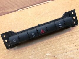 OEM 2008 Jeep Grand Cherokee Hazard Lights Switch Assembly Unit P04602846AC - $33.65