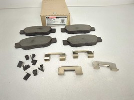 New OEM Front Brake Pad Set 2000-2006 LS Thunderbird YU2Z-2V001-JA BRF-1273 - £34.46 GBP