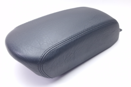 2016 2017 2018 Fiat 500X Center Console Black Leather Armrest Lid Cover OEM - $1,418.14 MXN