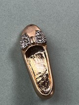 Vintage Brushed Goldtone Shoe w Silvertone Bow Ribbon Pin Brooch Pendant Combina - £7.42 GBP