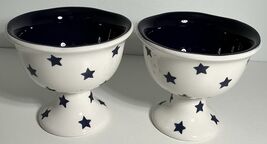 2 Patriotic Terramoto Ceramic Blue &amp; White Star Ice Cream Footed Bowls New - $421.71 MXN