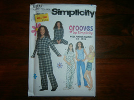 Simplicity 8911 Size 11/12-15/16 Junior's Pajamas - £10.10 GBP